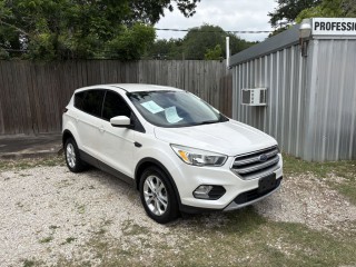 Image for 2017 Ford Escape SE ID: 7406034