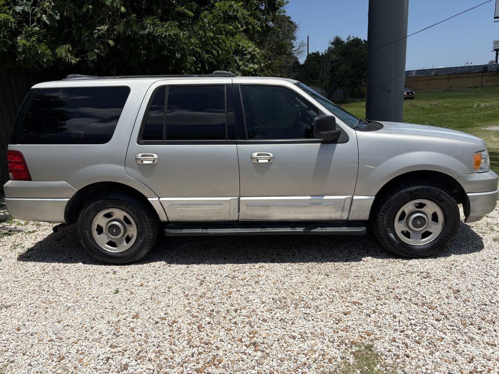 2003 Ford Expedition Image 6