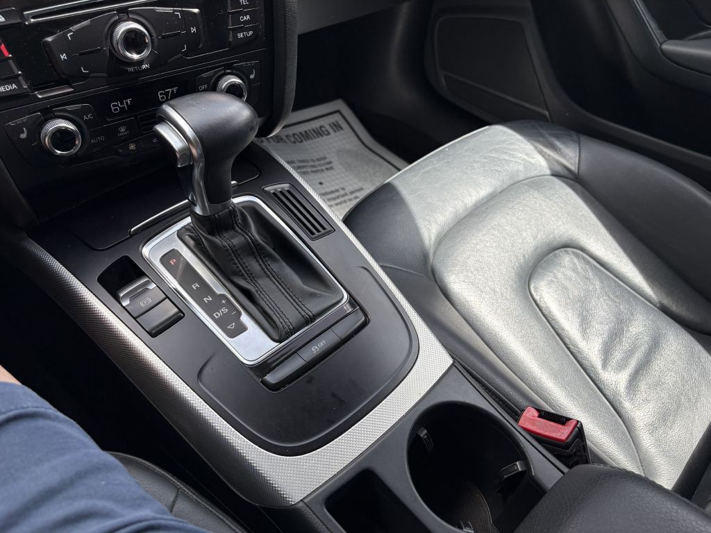 2015 Audi A4 Image 16