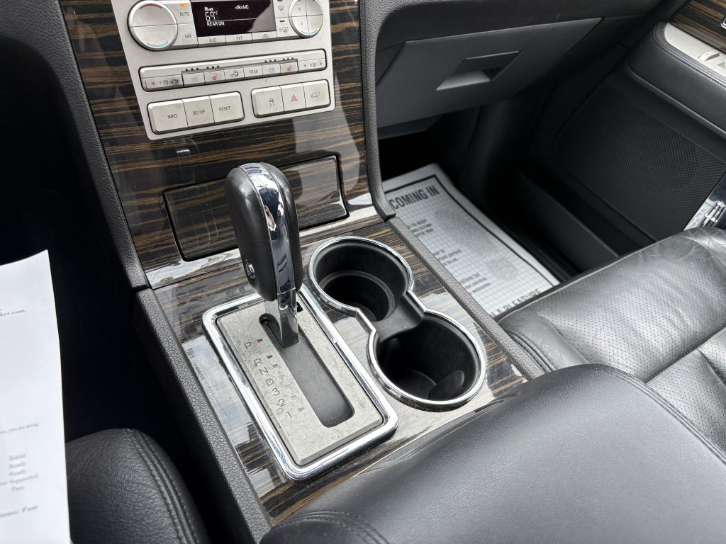 2008 Lincoln Navigator Image 18