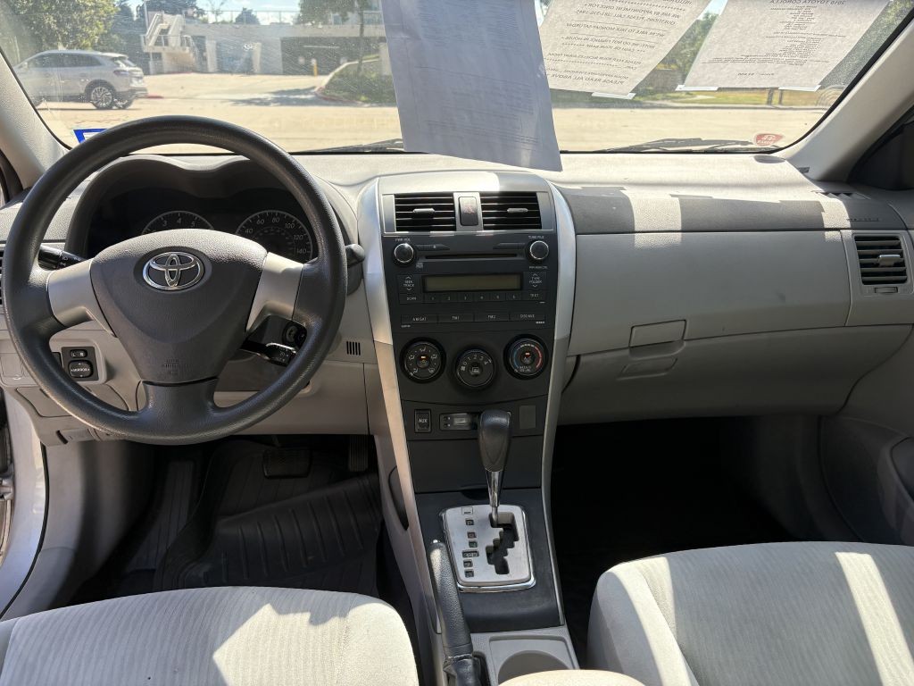 2010 Toyota Corolla Image 9
