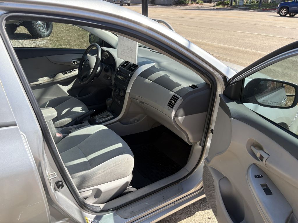 2010 Toyota Corolla Image 10