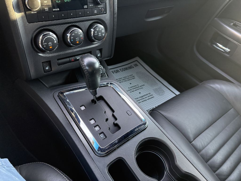 2013 Dodge Challenger Image 17