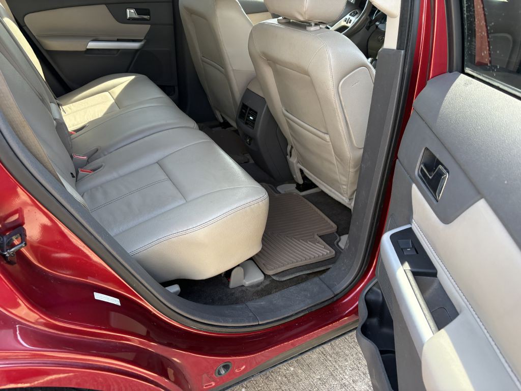 2014 Ford Edge Image 9