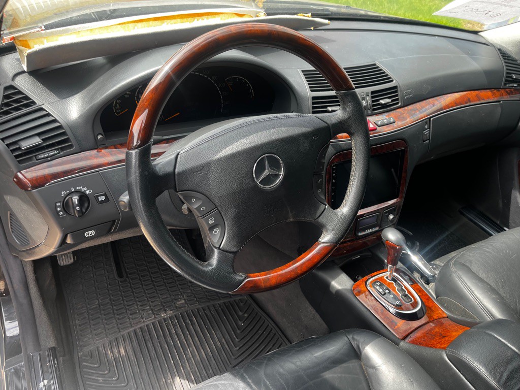 2003 Mercedes-Benz S-Class Image 2