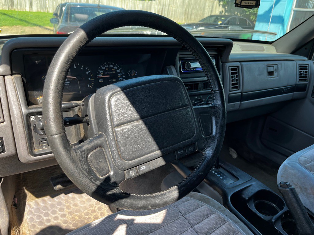 1995 Jeep Grand Cherokee Image 6