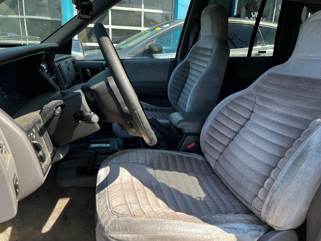 1995 Jeep Grand Cherokee Image 8