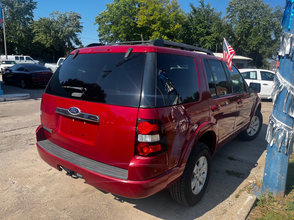2010 Ford Explorer Image 4