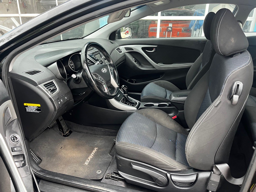 2014 Hyundai Elantra Image 6