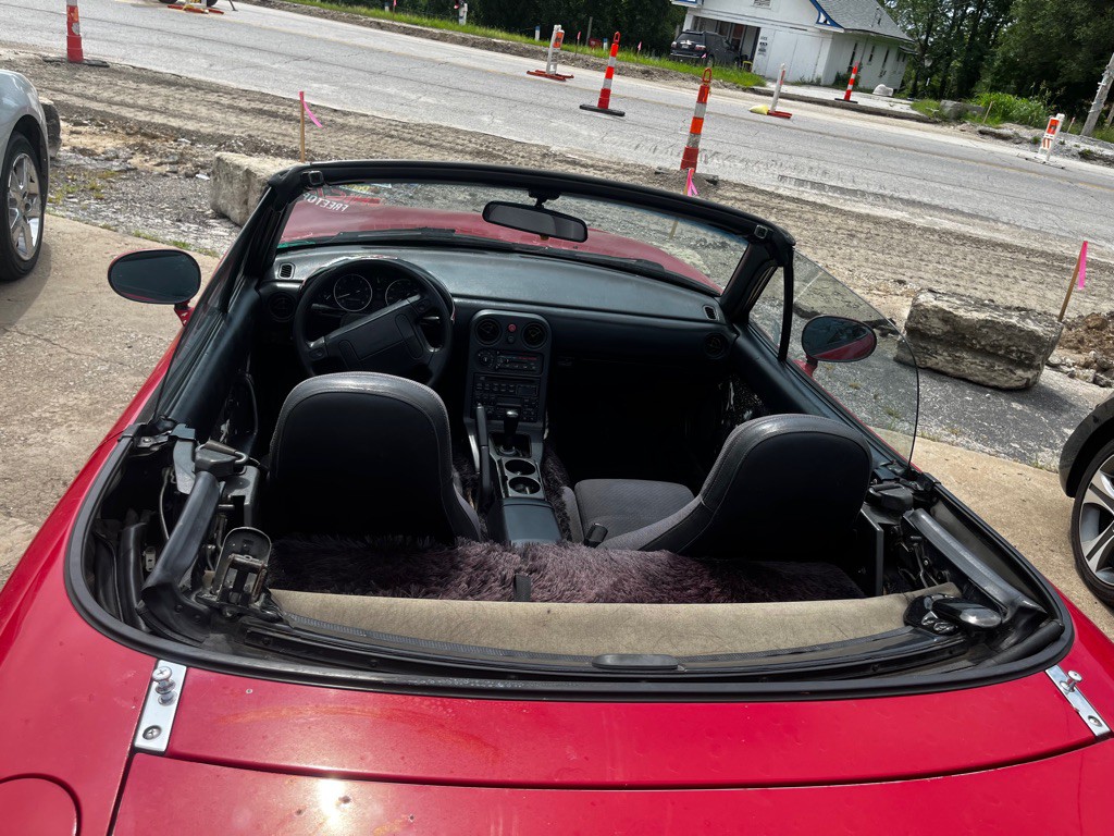 1990 Mazda MX-5 Miata Image 11