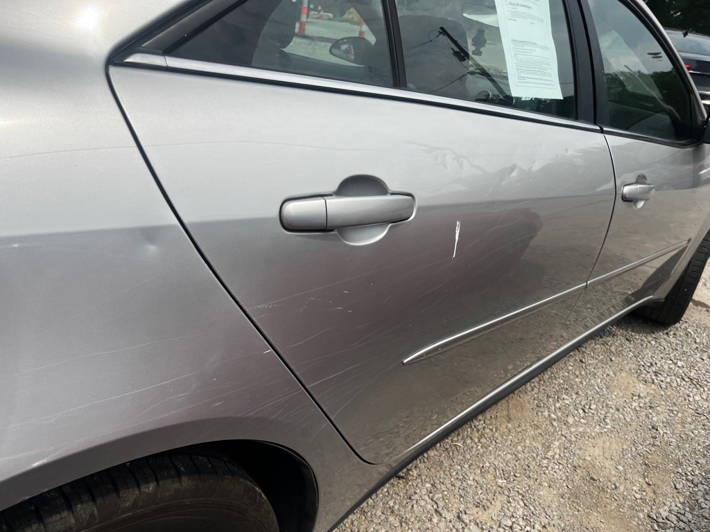 2007 Pontiac G6 Image 6
