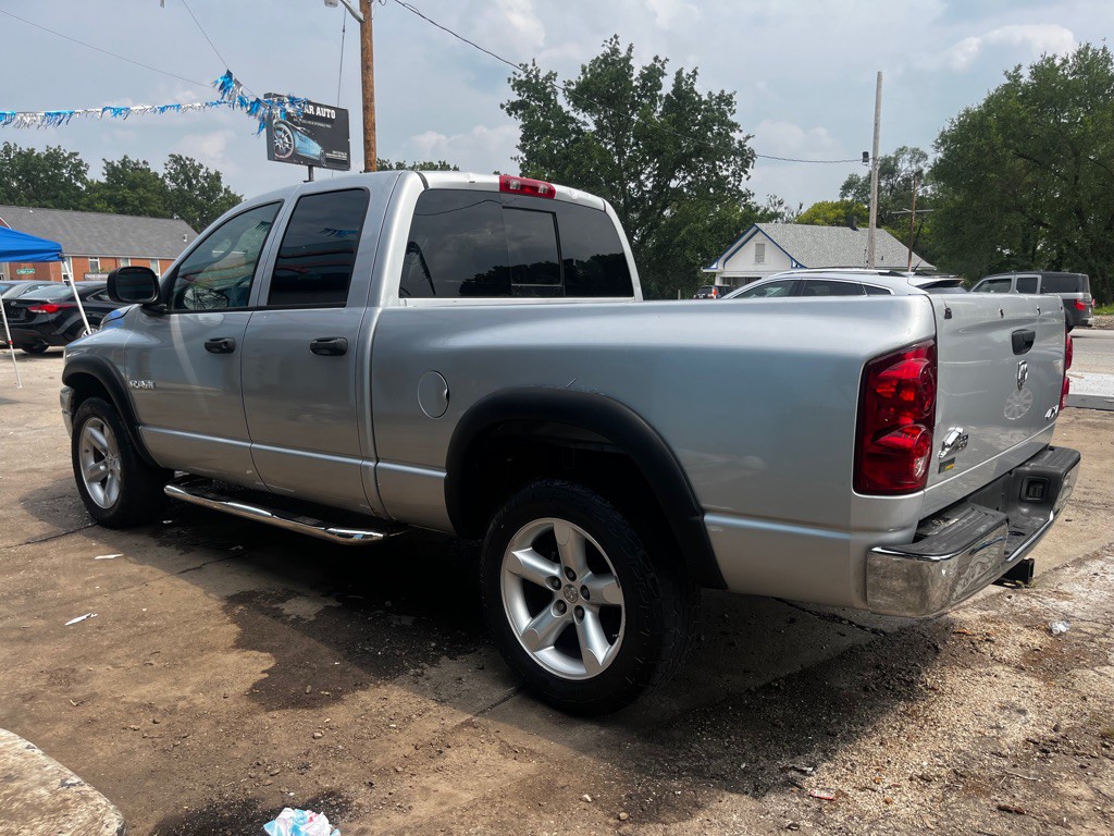 2008 Dodge Ram 1500 Image 4