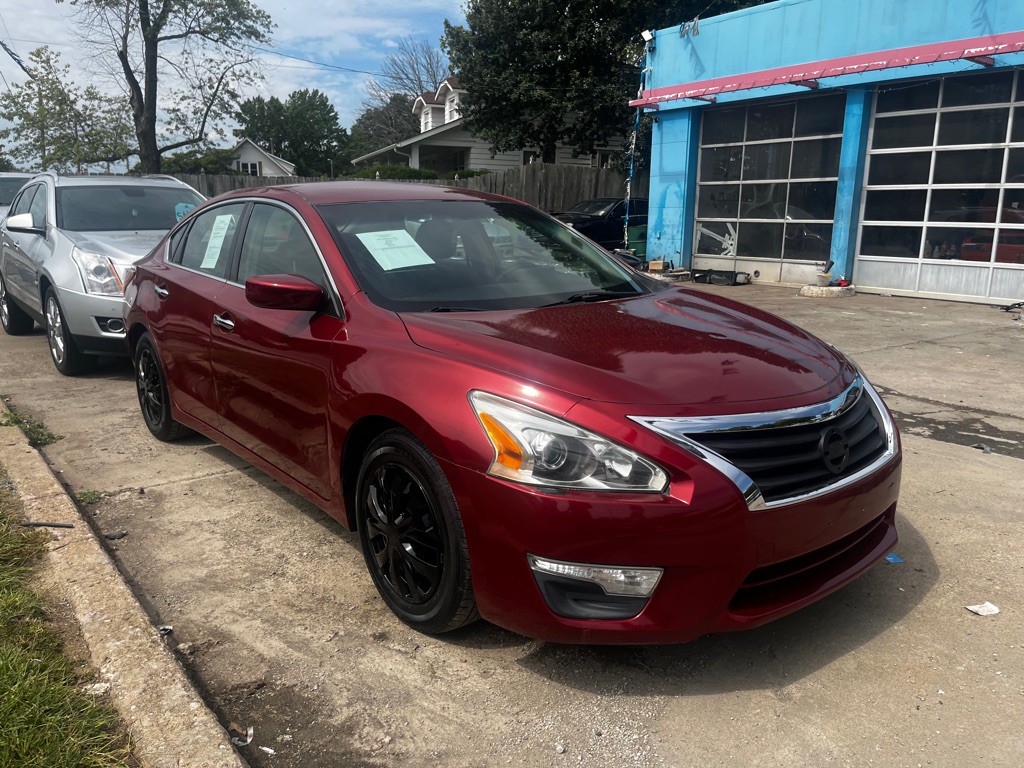 2013 Nissan Altima Image 2