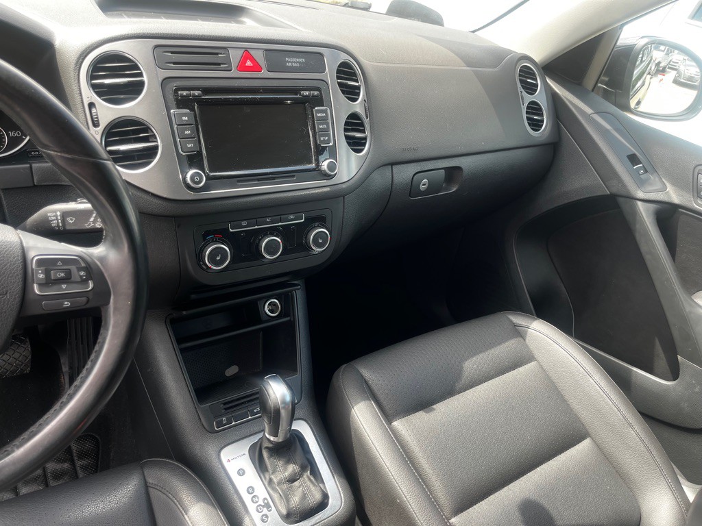 2011 Volkswagen Tiguan Image 5