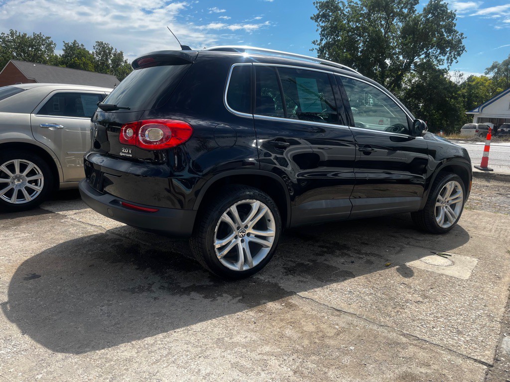 2011 Volkswagen Tiguan Image 9