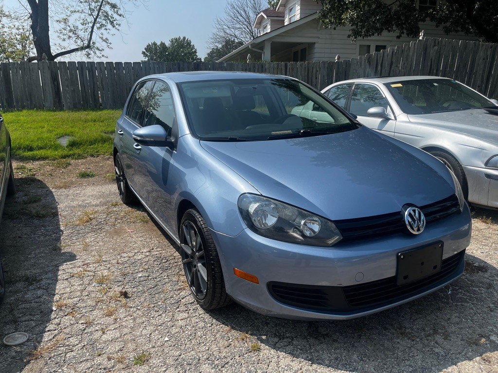 2011 Volkswagen Golf Image 4