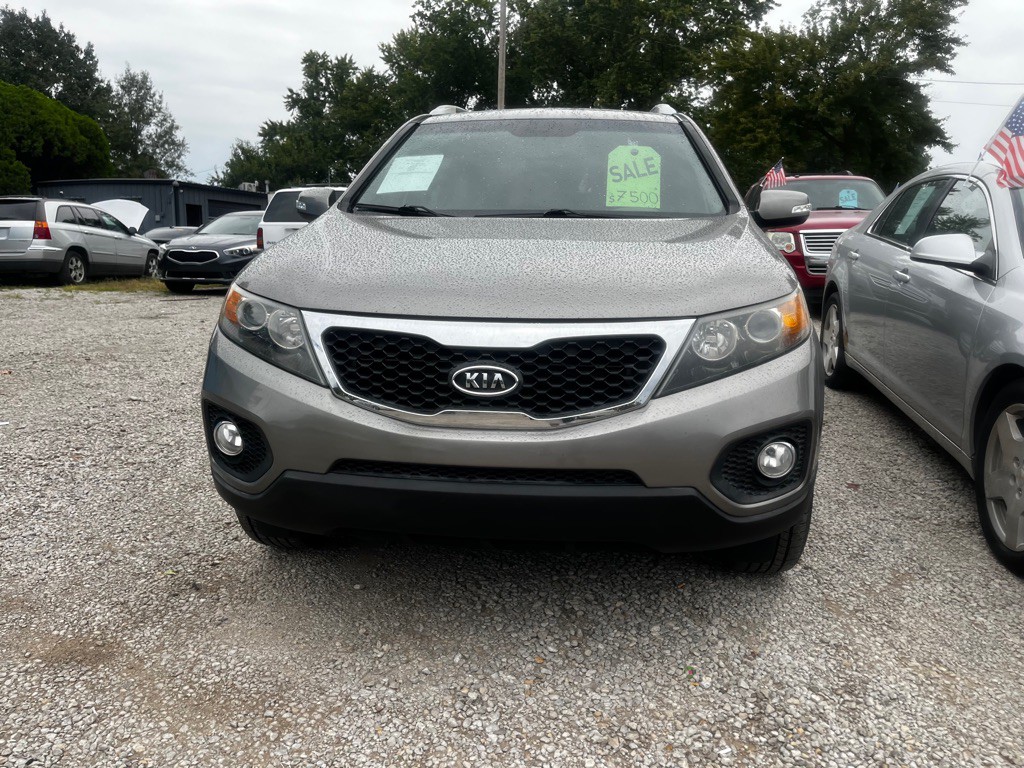 2011 Kia Sorento Image 1
