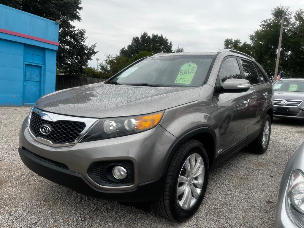 2011 Kia Sorento Image 2