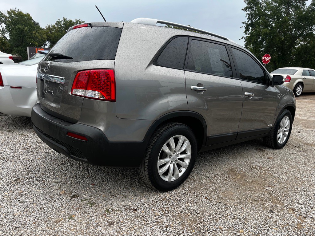 2011 Kia Sorento Image 9
