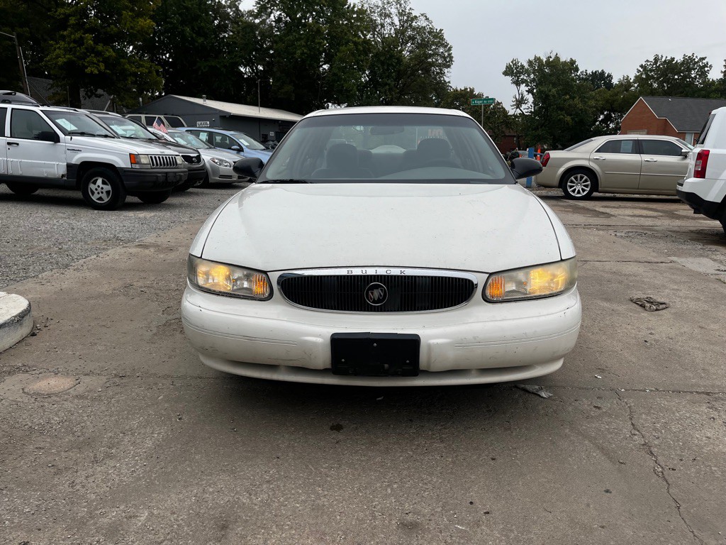 2005 Buick Century Image 2