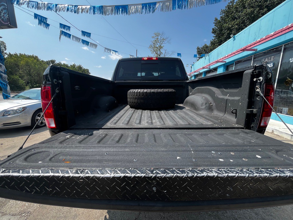 2016 RAM 1500 Image 11