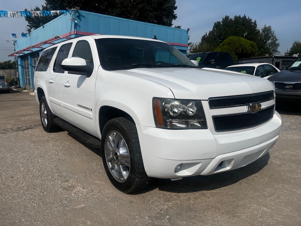 2007 Chevrolet Suburban Image 3