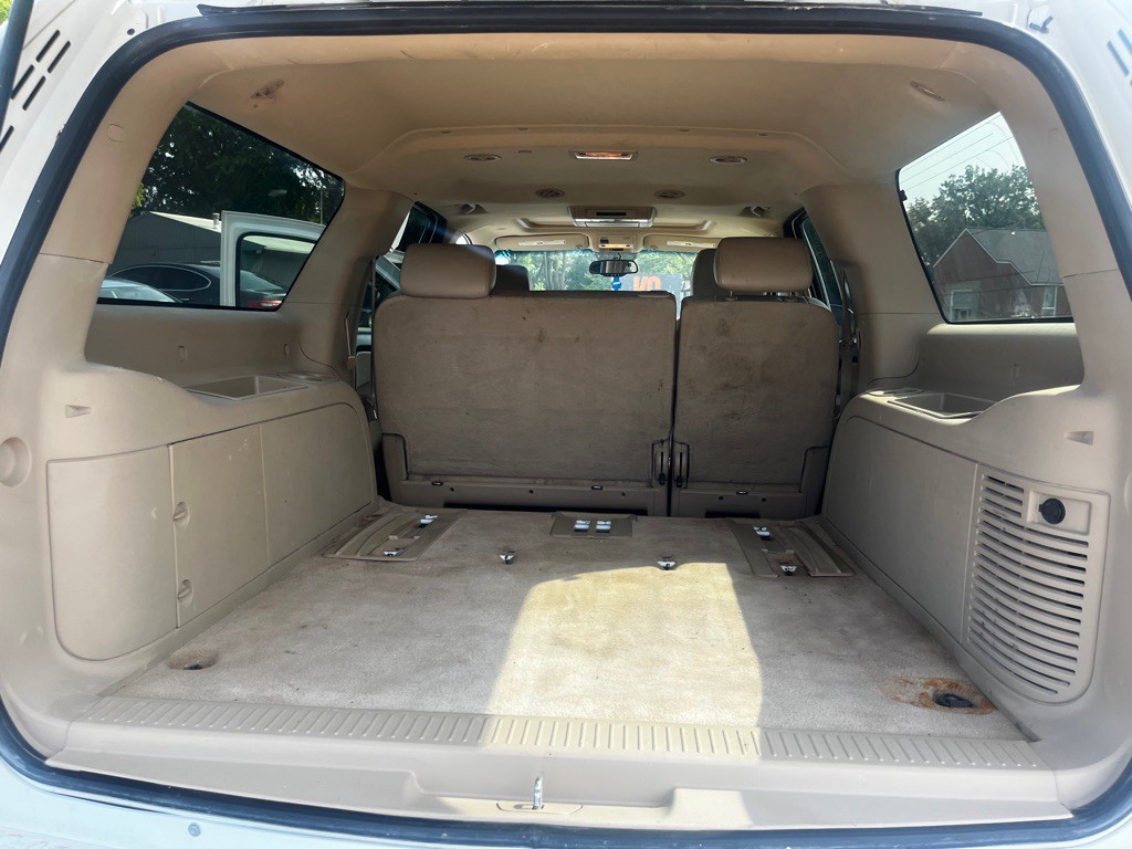2007 Chevrolet Suburban Image 14