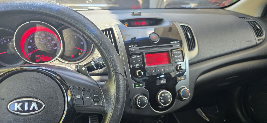 2013 Kia Forte Koup Image 42