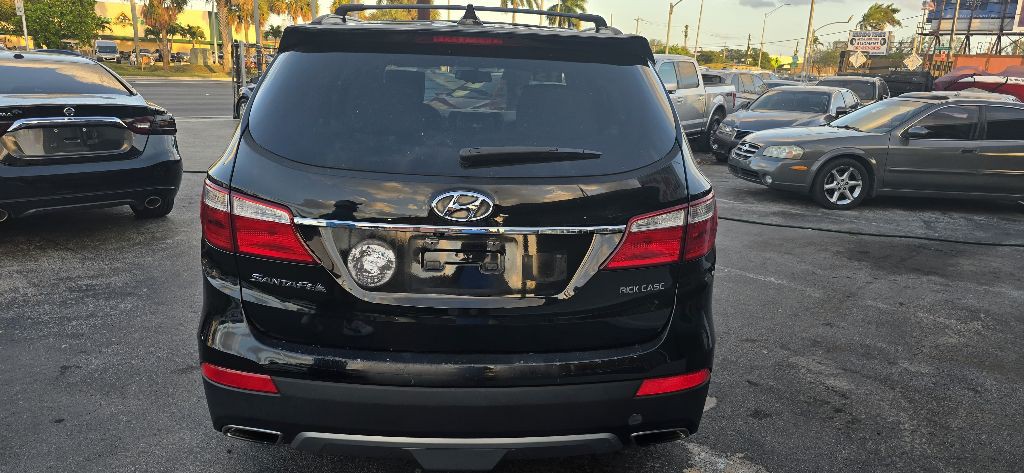 2015 Hyundai Santa Fe Image 5