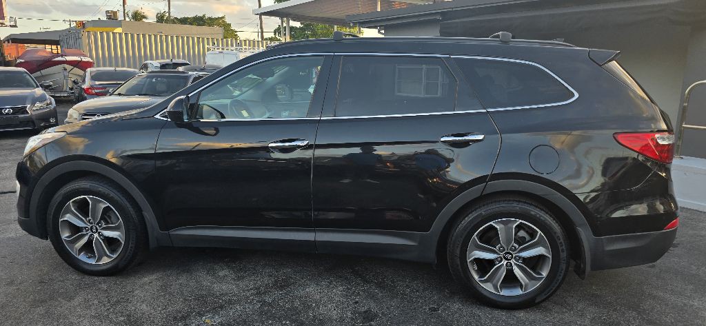 2015 Hyundai Santa Fe Image 6