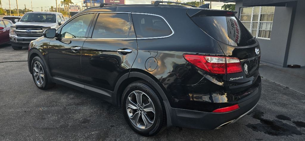 2015 Hyundai Santa Fe Image 7