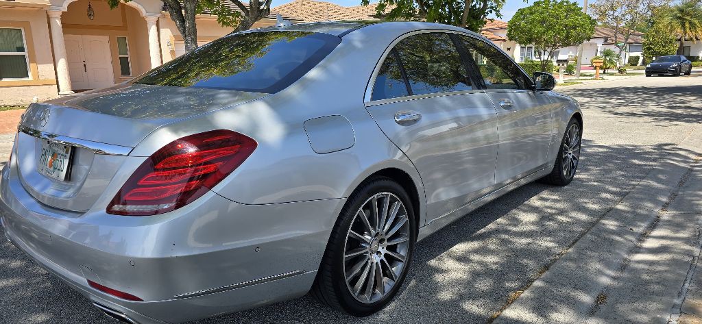 2015 Mercedes-Benz S-Class Image 9
