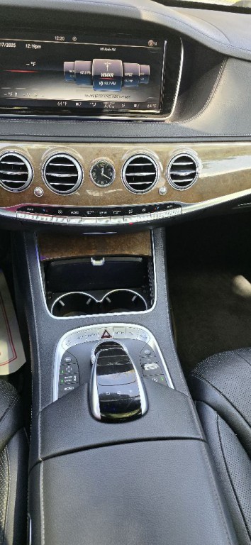 2015 Mercedes-Benz S-Class Image 17