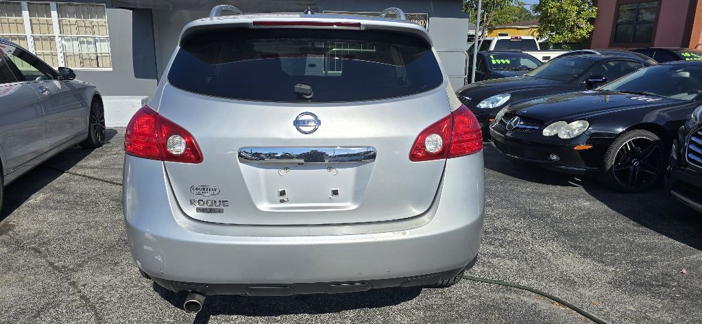 2015 Nissan Rogue Image 6