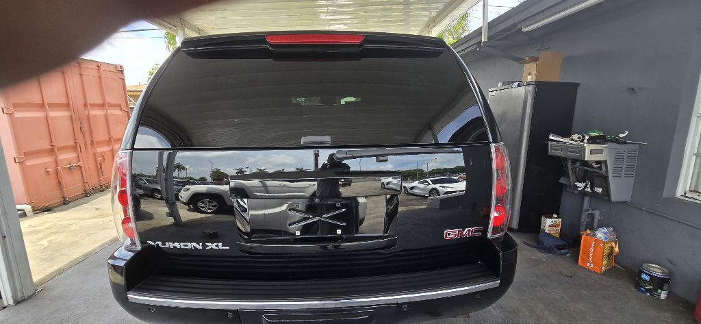 2014 GMC Yukon Image 8