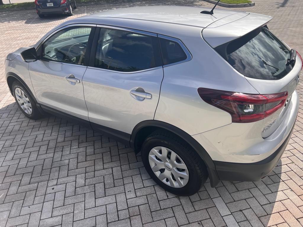 2020 Nissan Rogue Image 9
