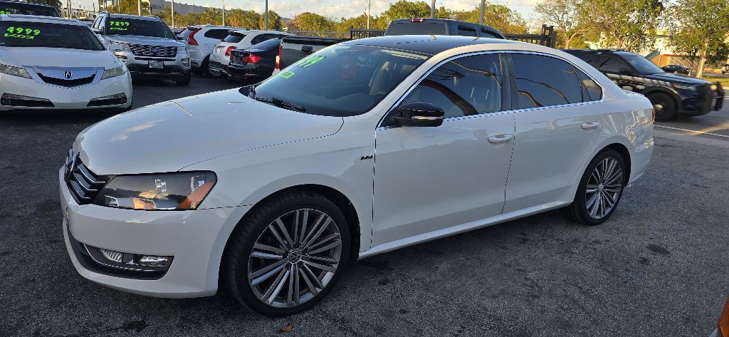 2015 Volkswagen Passat Image 5