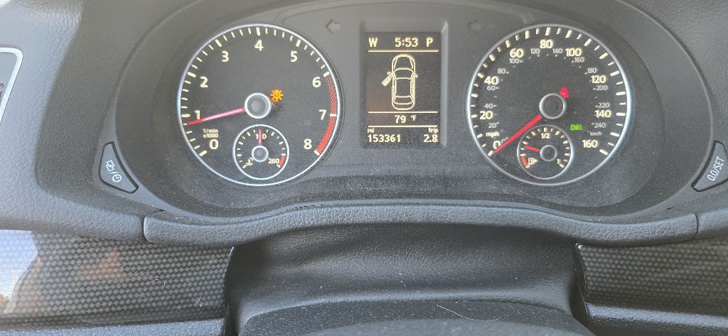 2015 Volkswagen Passat Image 12