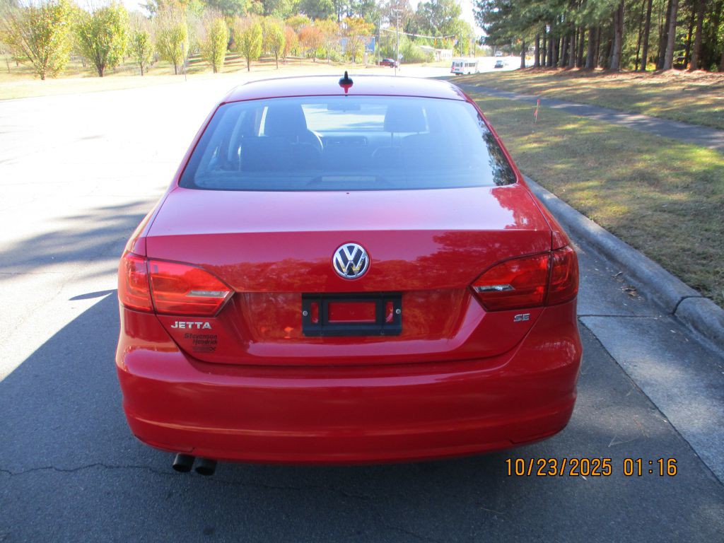 2014 Volkswagen Jetta Image 2