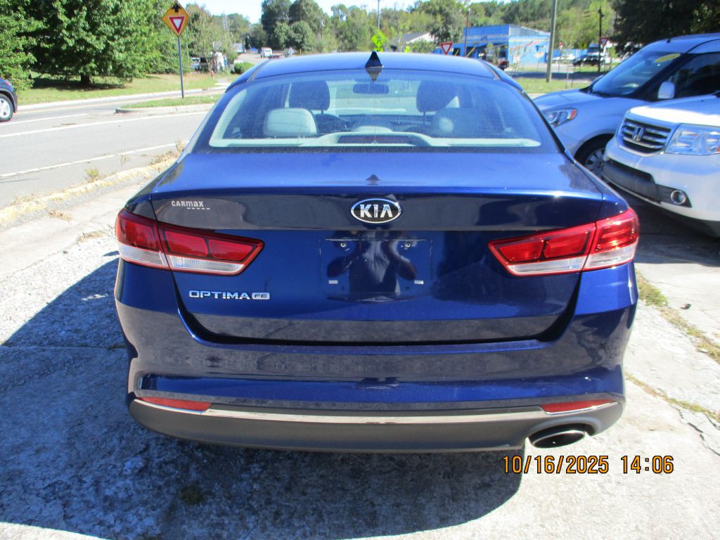 2017 Kia Optima Image 2