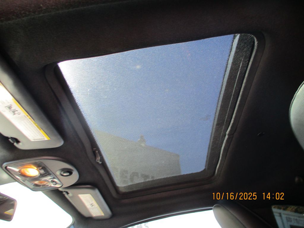 2012 FIAT 500 Image 8