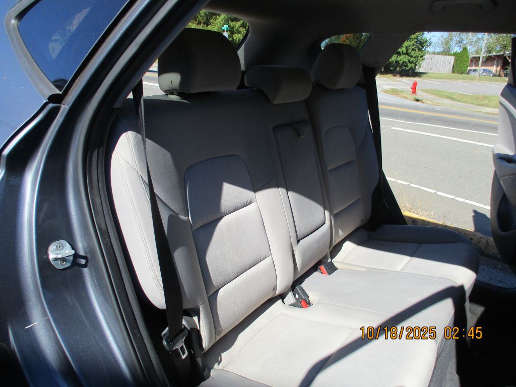 2017 Hyundai Tucson Image 9