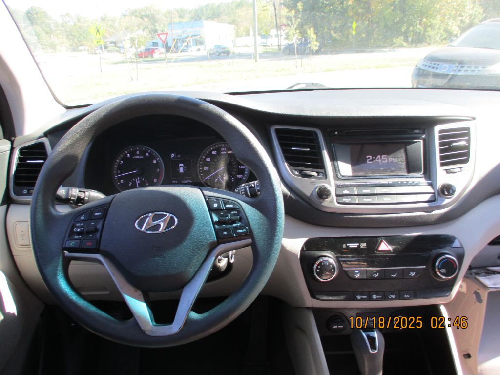 2017 Hyundai Tucson Image 12