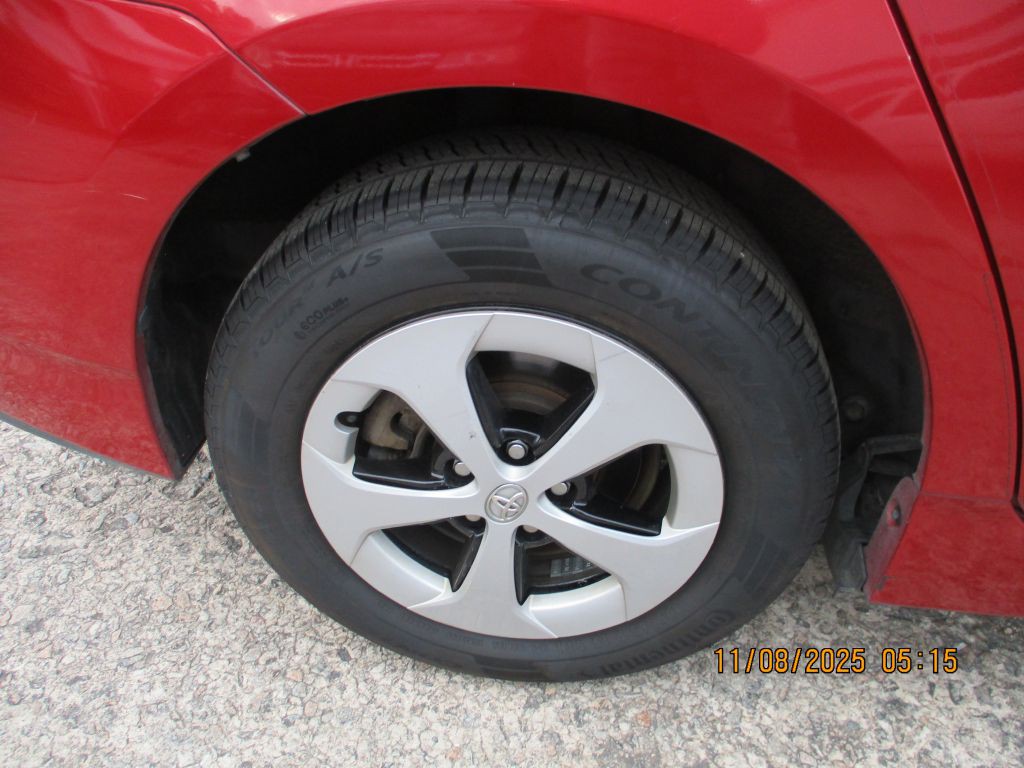 2014 Toyota Prius Image 7