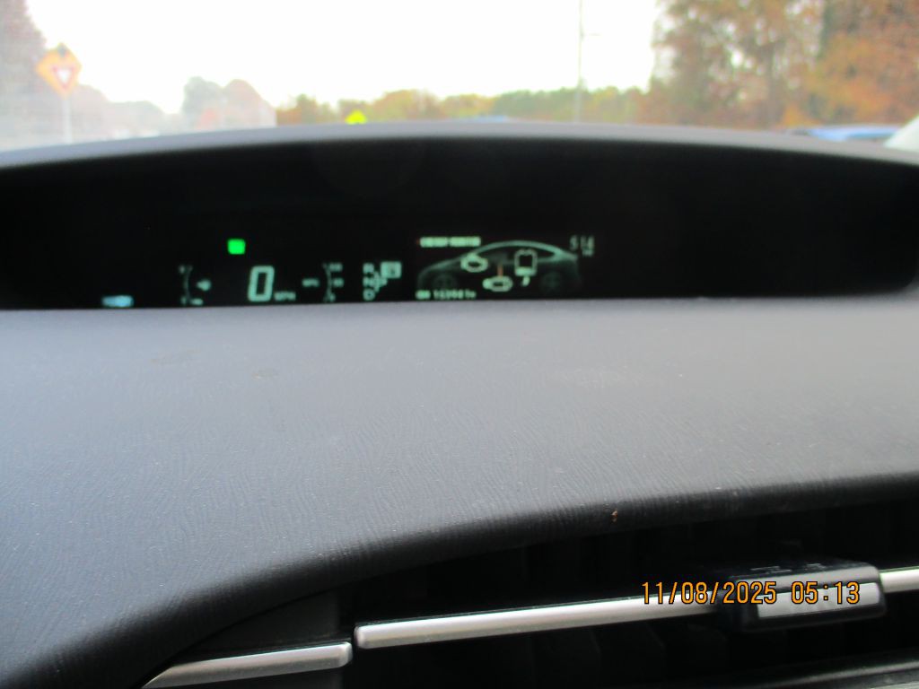 2014 Toyota Prius Image 9