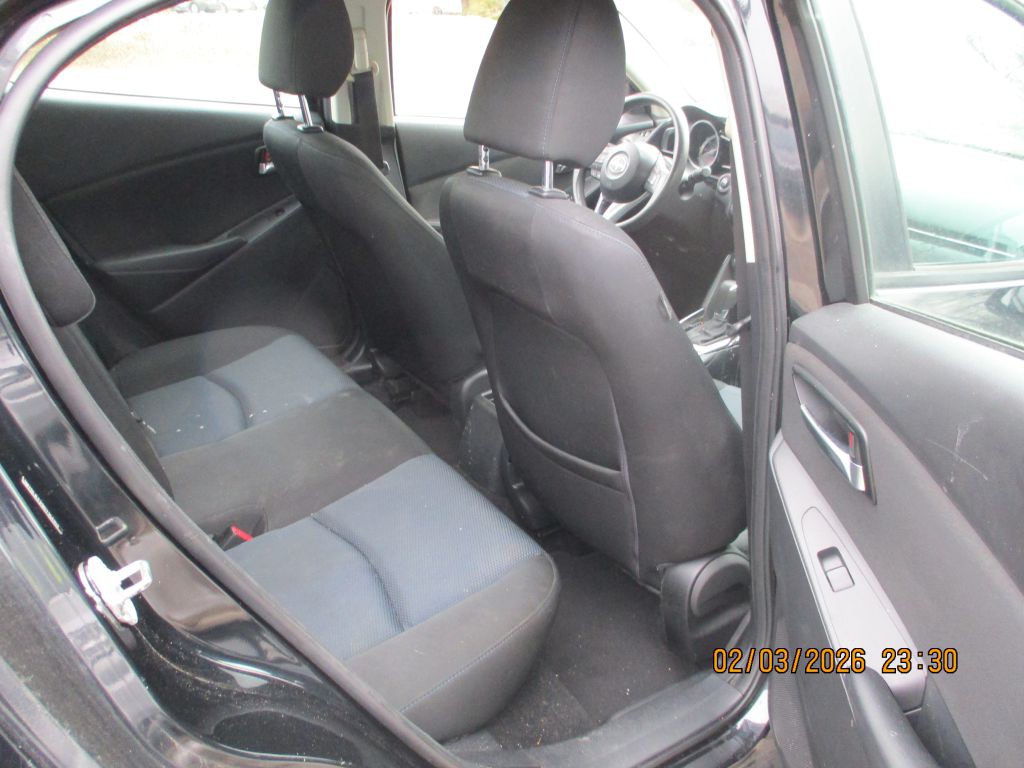 2016 Scion iA Image 7