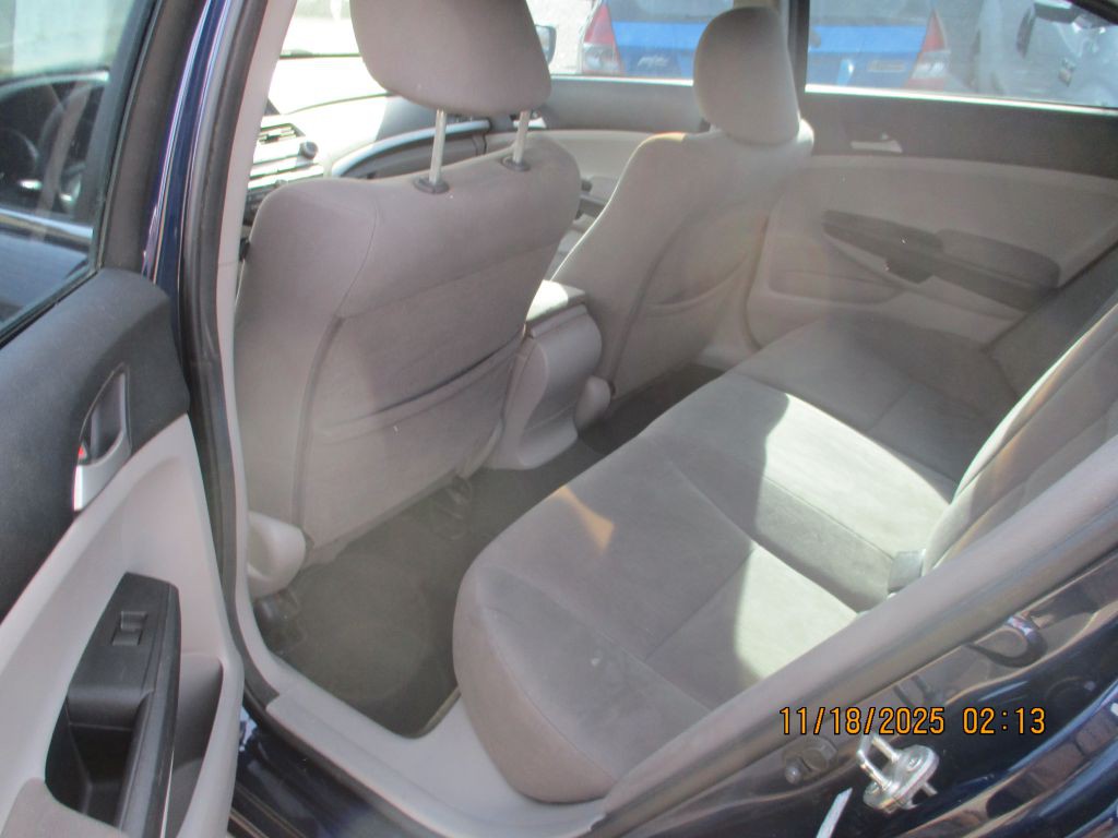 2012 Honda Accord Image 9