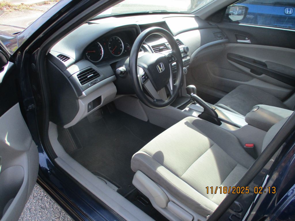 2012 Honda Accord Image 10