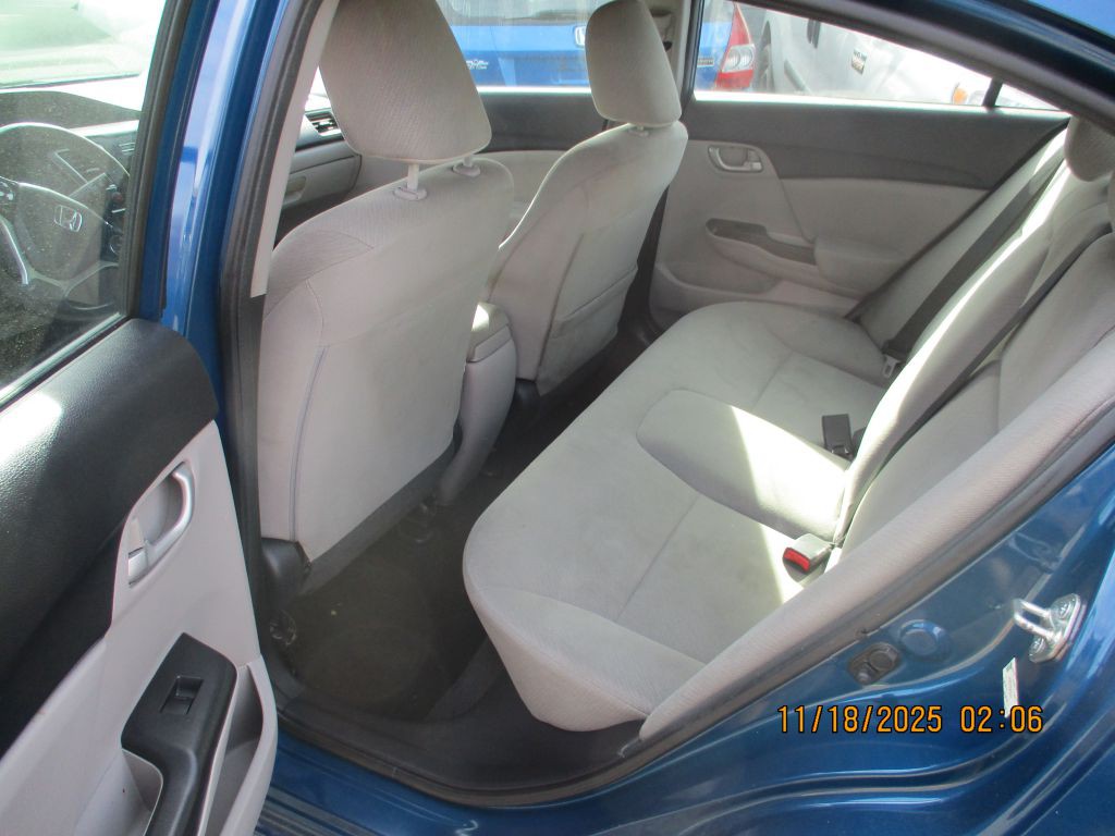 2013 Honda Civic Image 8