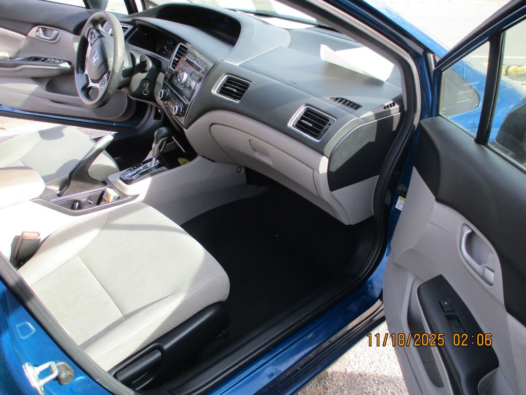2013 Honda Civic Image 10